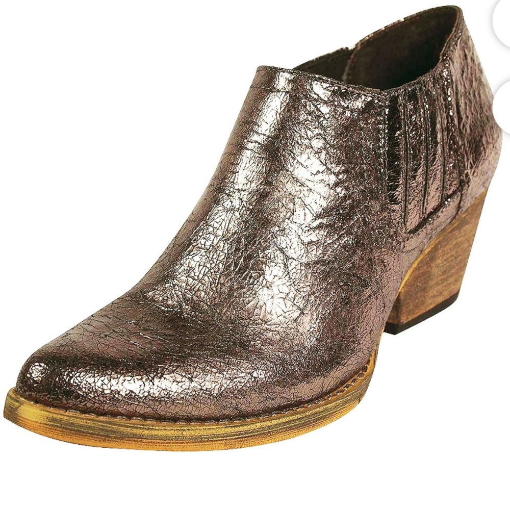 Very Volatile Pewter metallic leather bootie